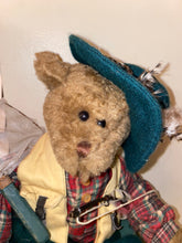 Load image into Gallery viewer, Jorge~ loves watching over home