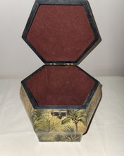 Load image into Gallery viewer, Wants deep revenge - no reserve