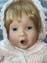 Load image into Gallery viewer, Sweet Infant little girl NO RESERVE