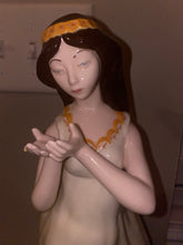 Load image into Gallery viewer, Tabia~ brings balance and calmness