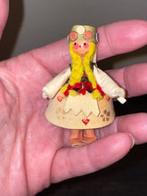 Load image into Gallery viewer, Little magical worker