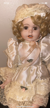 Load image into Gallery viewer, Lorra ~spirit communication~3rd eye