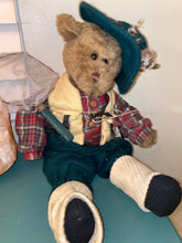 Load image into Gallery viewer, Jorge~ loves watching over home
