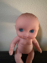 Load image into Gallery viewer, Two newborn baby boys
