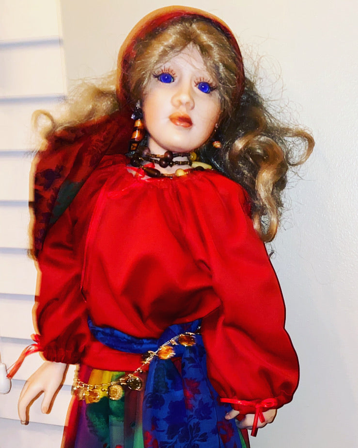 Alina~ Personal witch~ powerful gypsy ~ no reserve